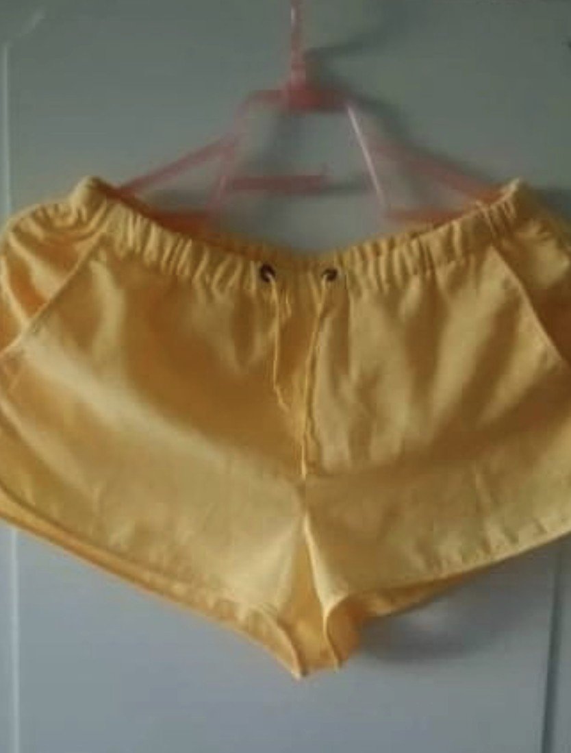 gelbe Short