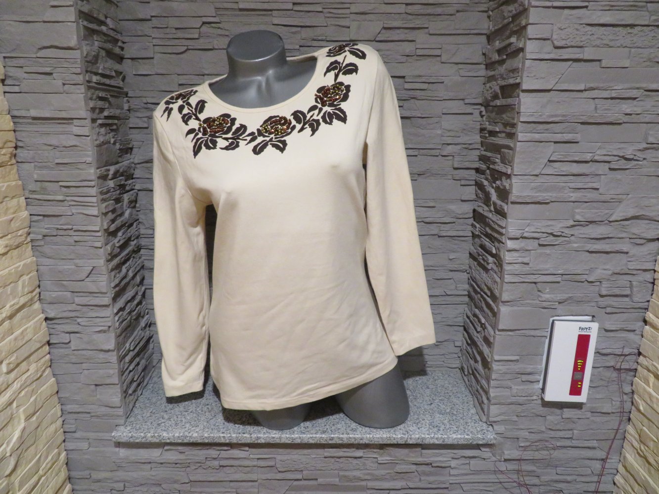 Damen langarm Shirt Größe M/L von Exklusive (909)