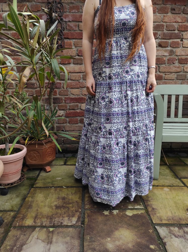 Maxikleid Gr. 42 Bohemian / Hippie Blumenmuster Kleid
