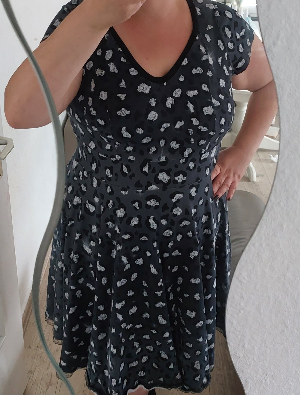 leo glitzer kleid