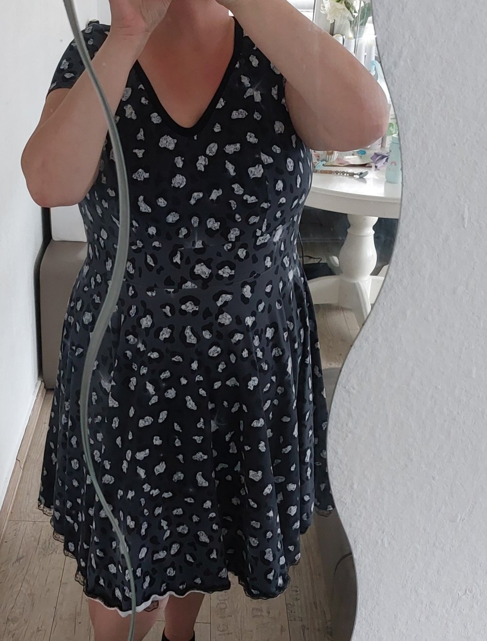 leo glitzer kleid