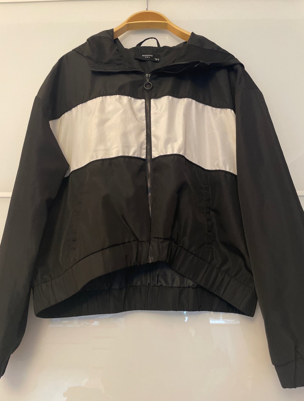 Dünne Jacke