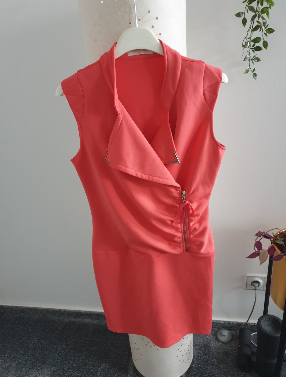 Kleid Koralle Gr 38 wie neu