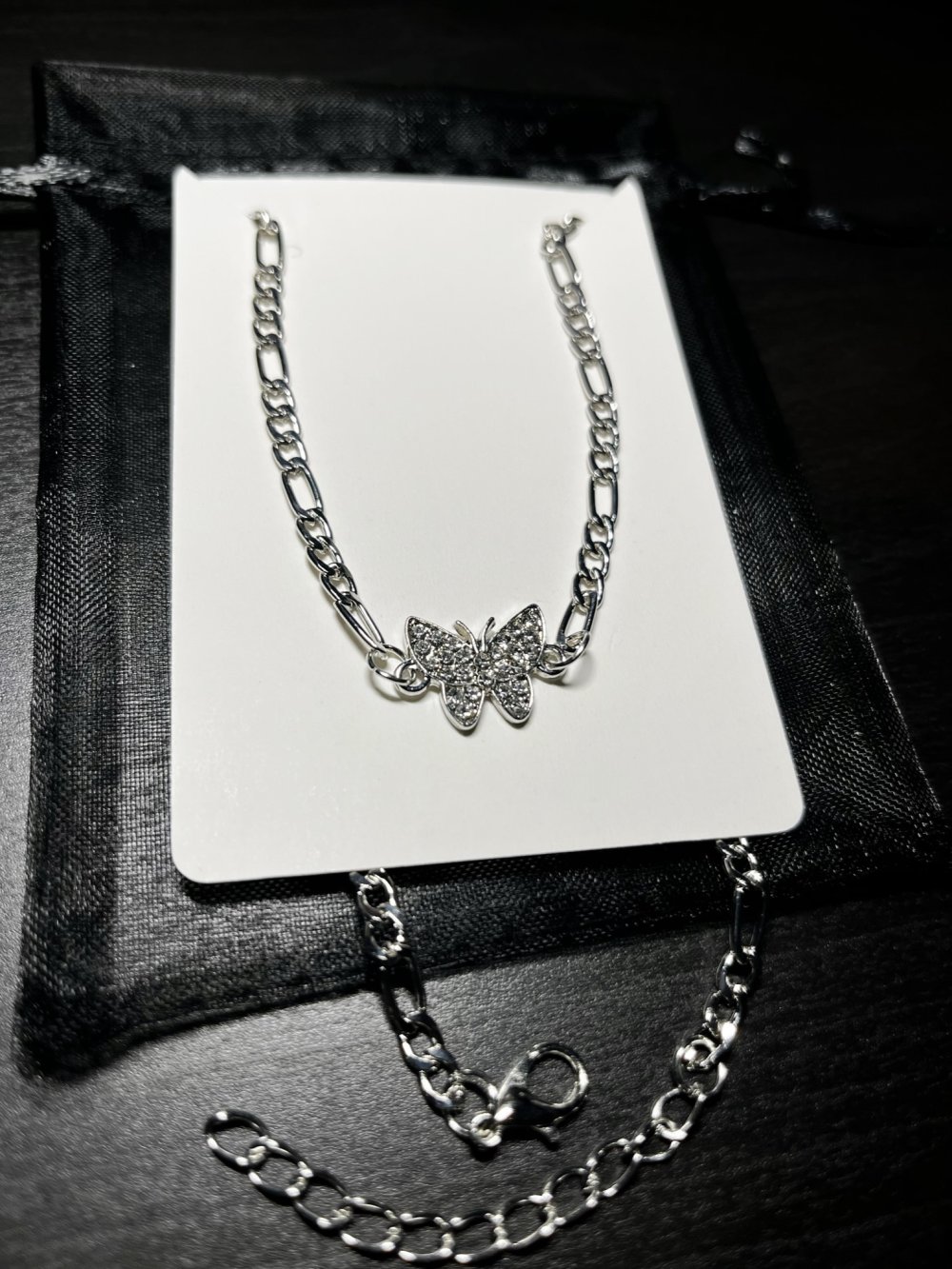 Silberne Schmetterlings Halskette für Frauen - Chain Choker mit Schmetterling