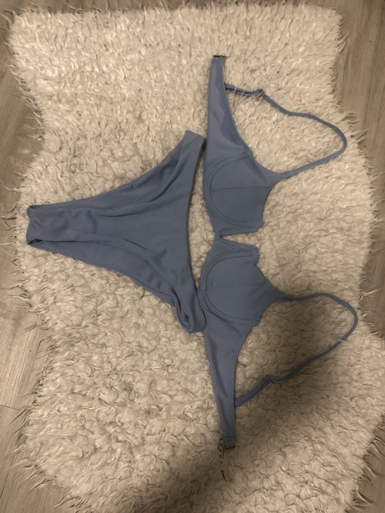 Bikini Babyblau Stoff Optik 