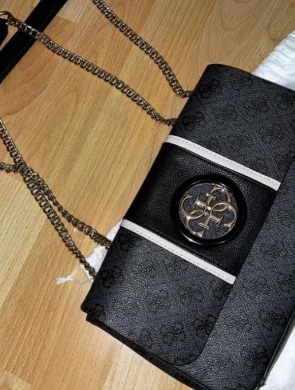 Handtasche