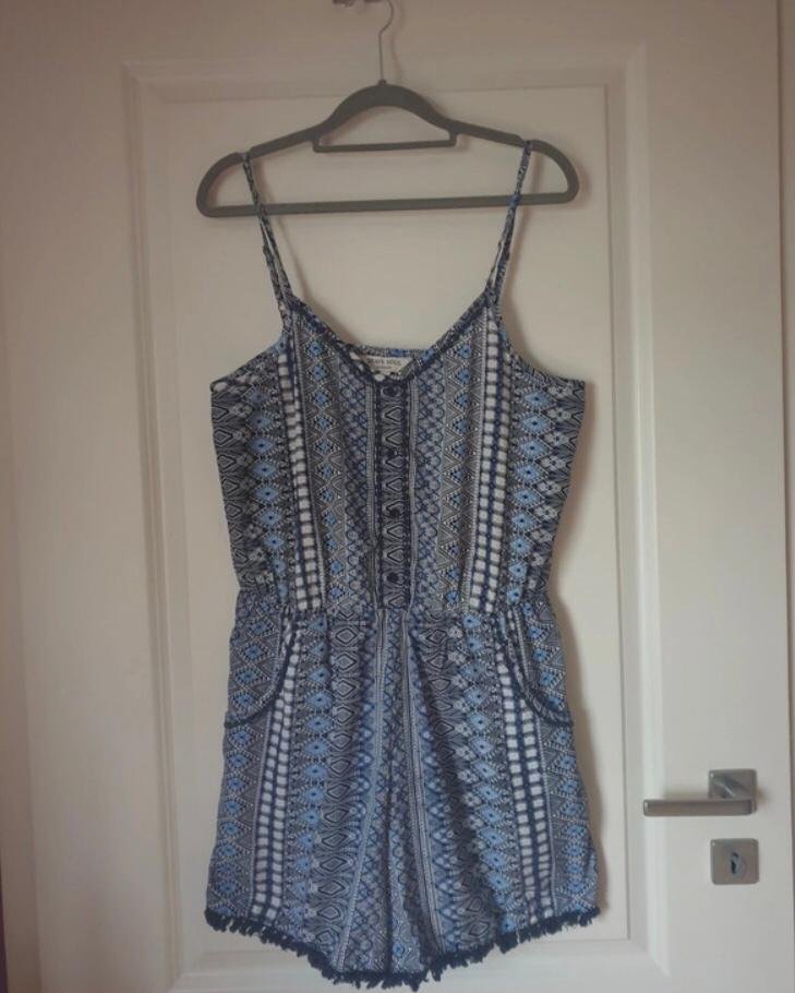 Kurzer Jumpsuit im Boho-Style