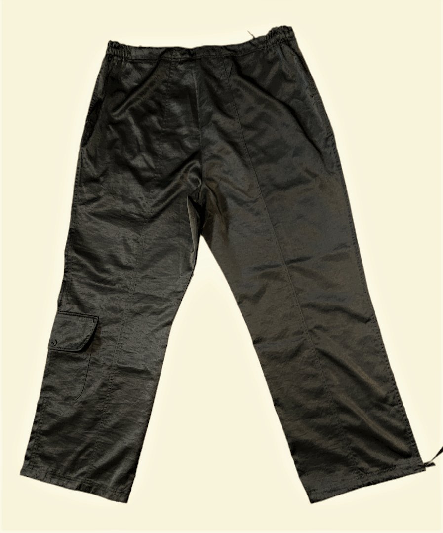 Damen Hose Stoffhose Glanzhose weites Bein von Klara M. Collection in Gr. 48 / XL