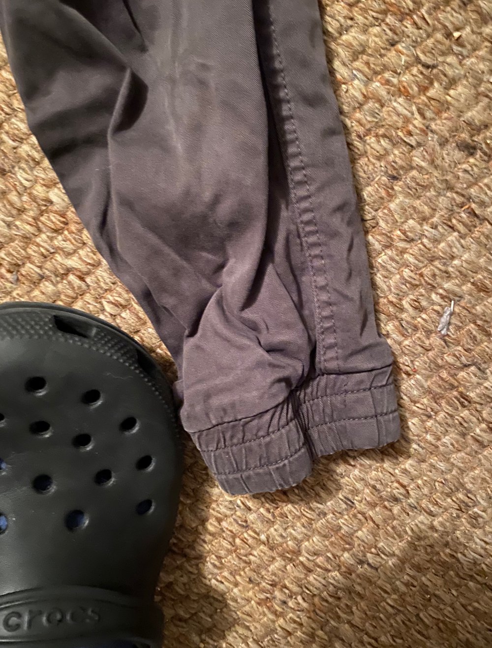 verkauft wird eine Jeansjogger