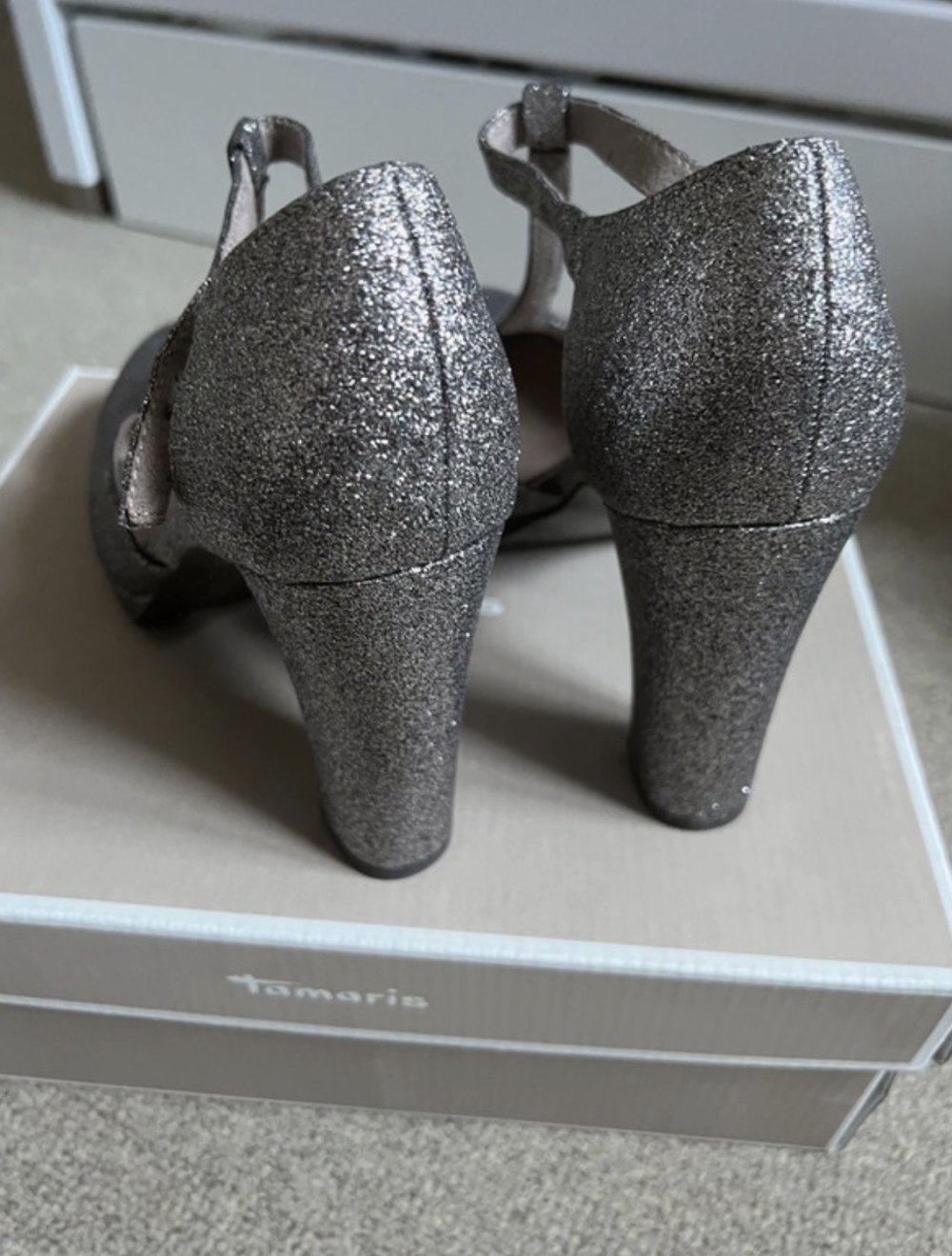 NEU Glitzerpumps von Tamaris