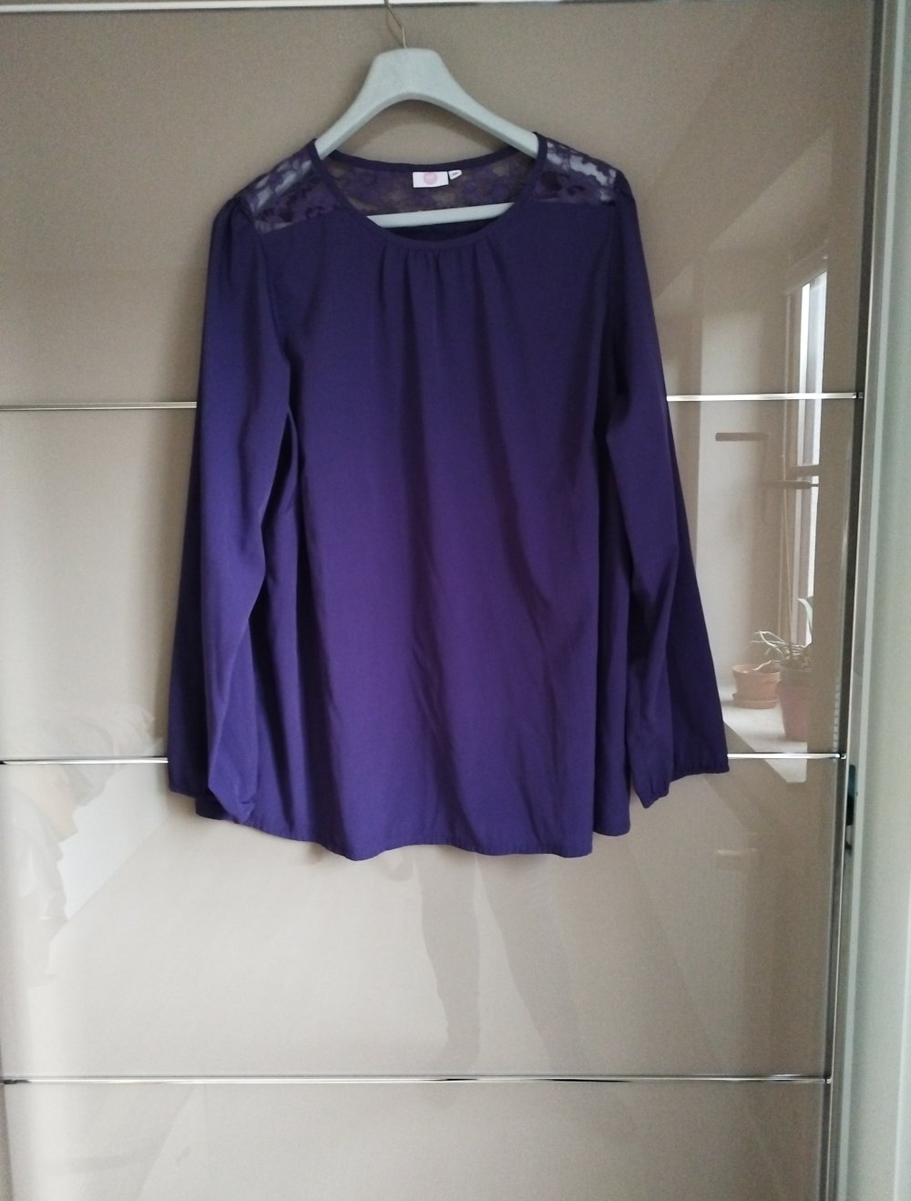 langärmlige Bluse