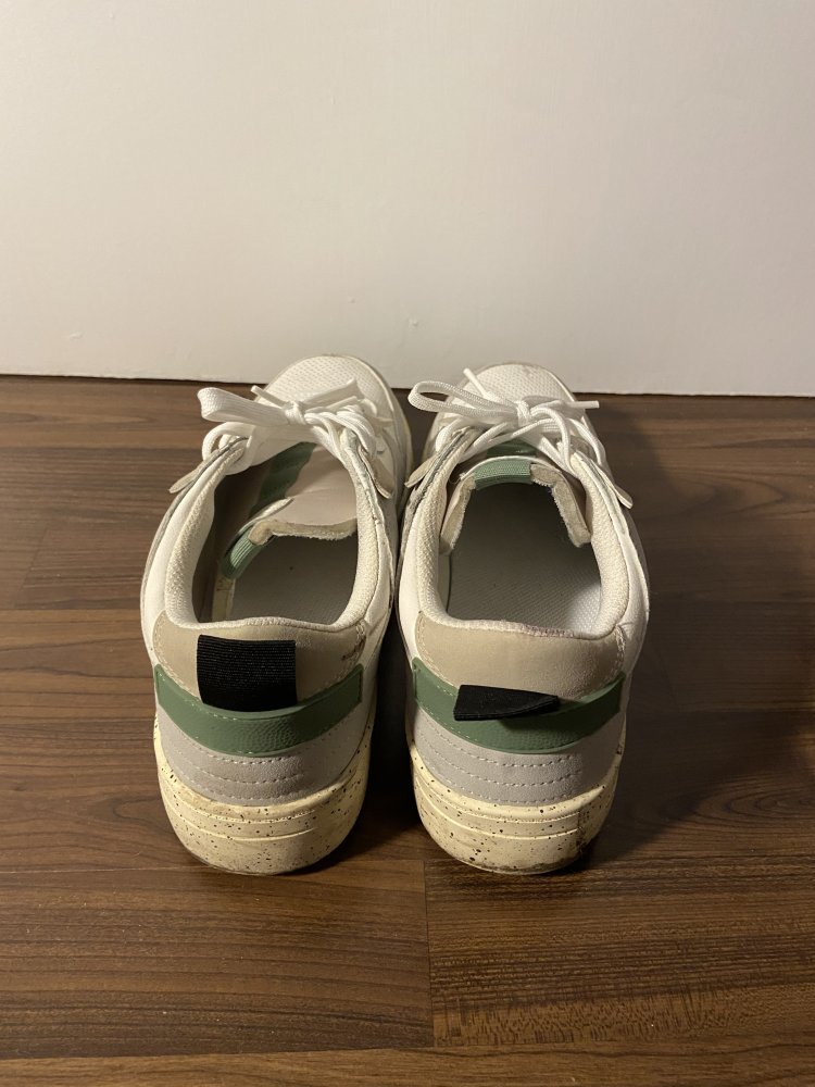 Sneaker Schuhe