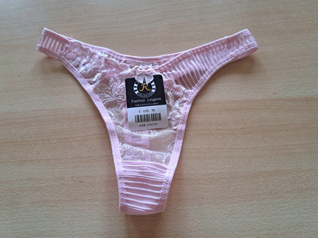 Nylon Spitzen Tanga, String, Gr. M, Neu mit Etikett 