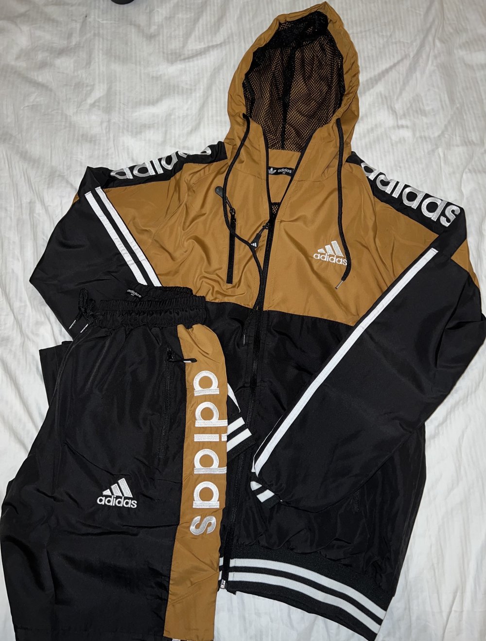 Adidas Sportanzug