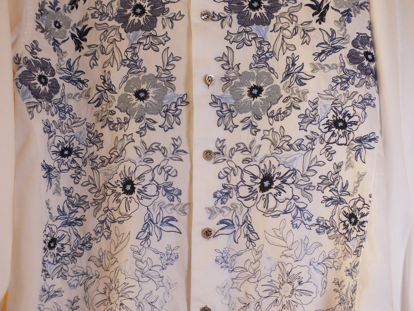 Designer Hemd Herren Robert Graham Euro Fit weiß mit Stickerei