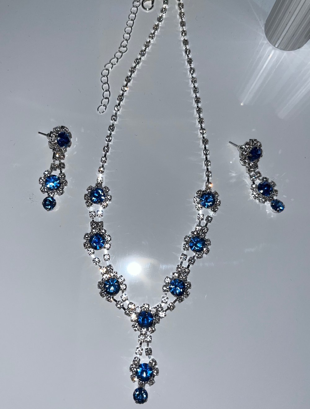 Himmelblauer Schmuckset