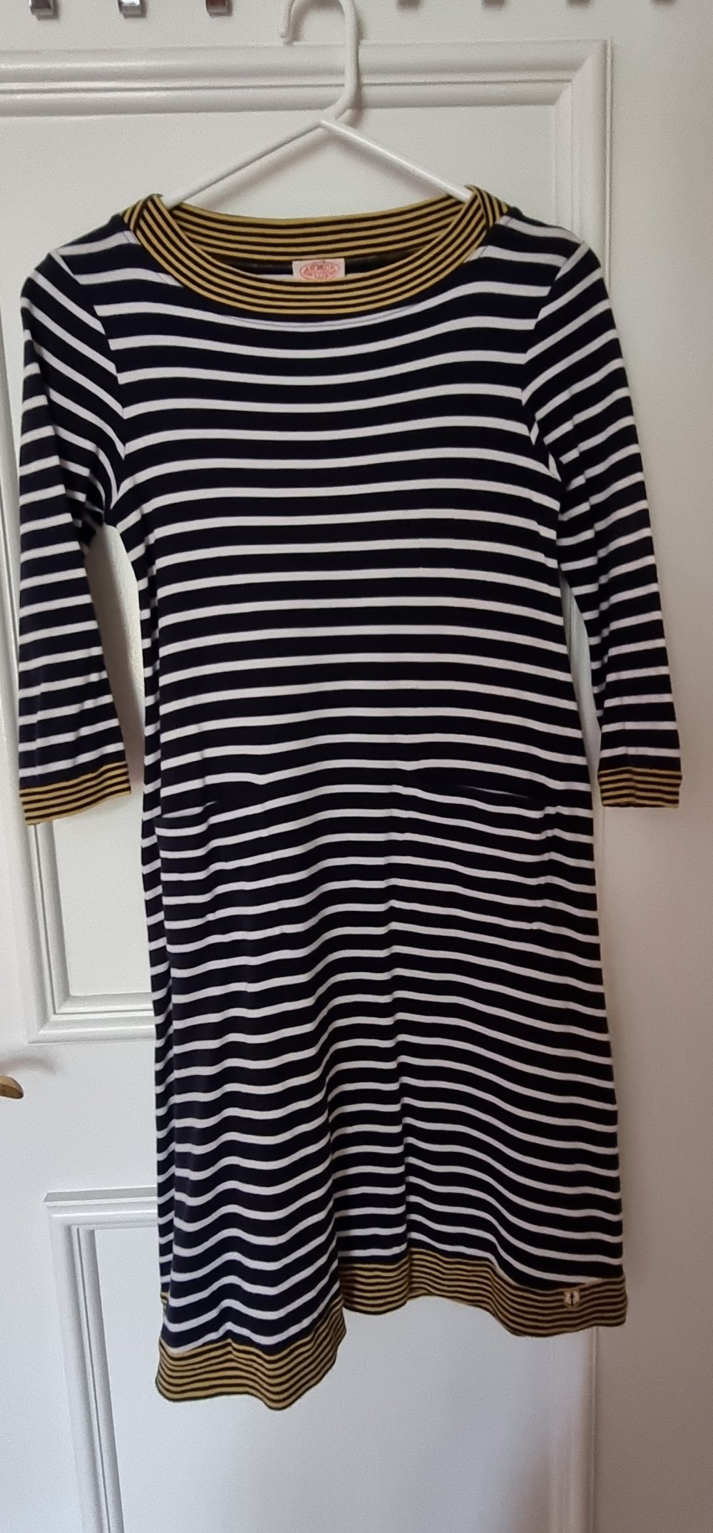 Knielanges  Kleid 