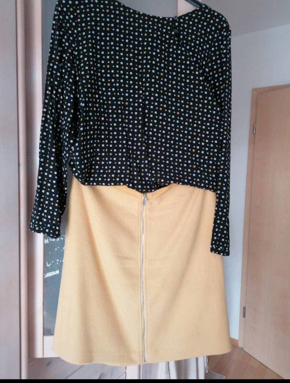 Rock und Bluse von Esprit Gr 40.