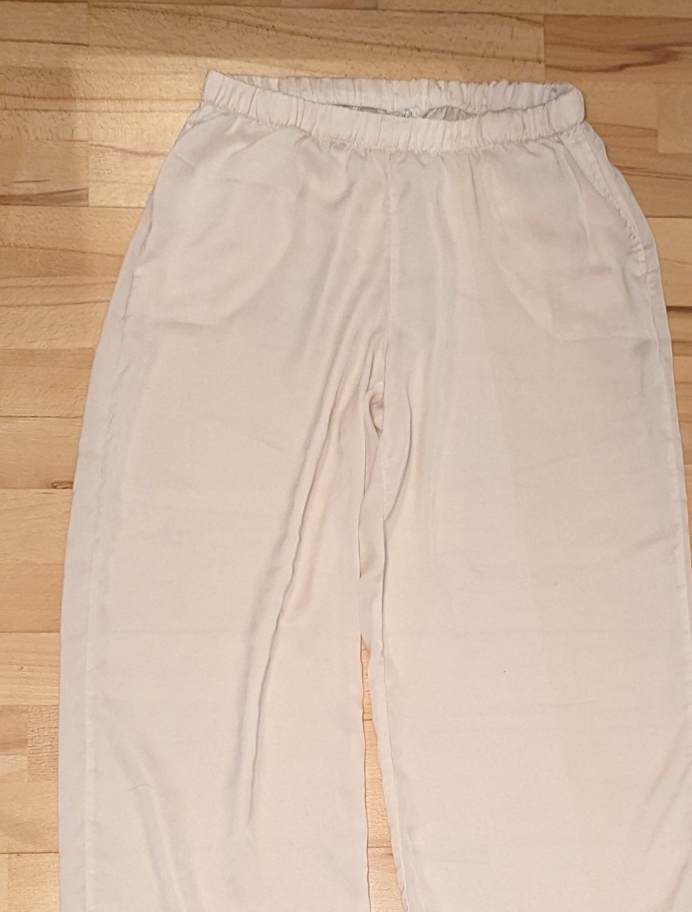 Lockere Hose
