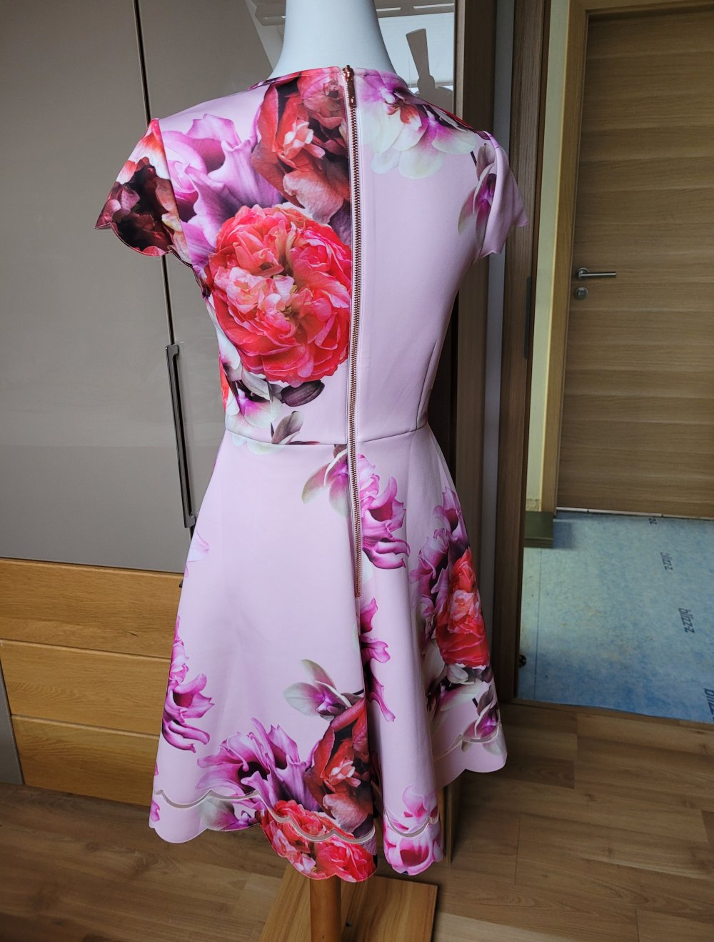 ted baker kleid m größe 2 blumenmuster