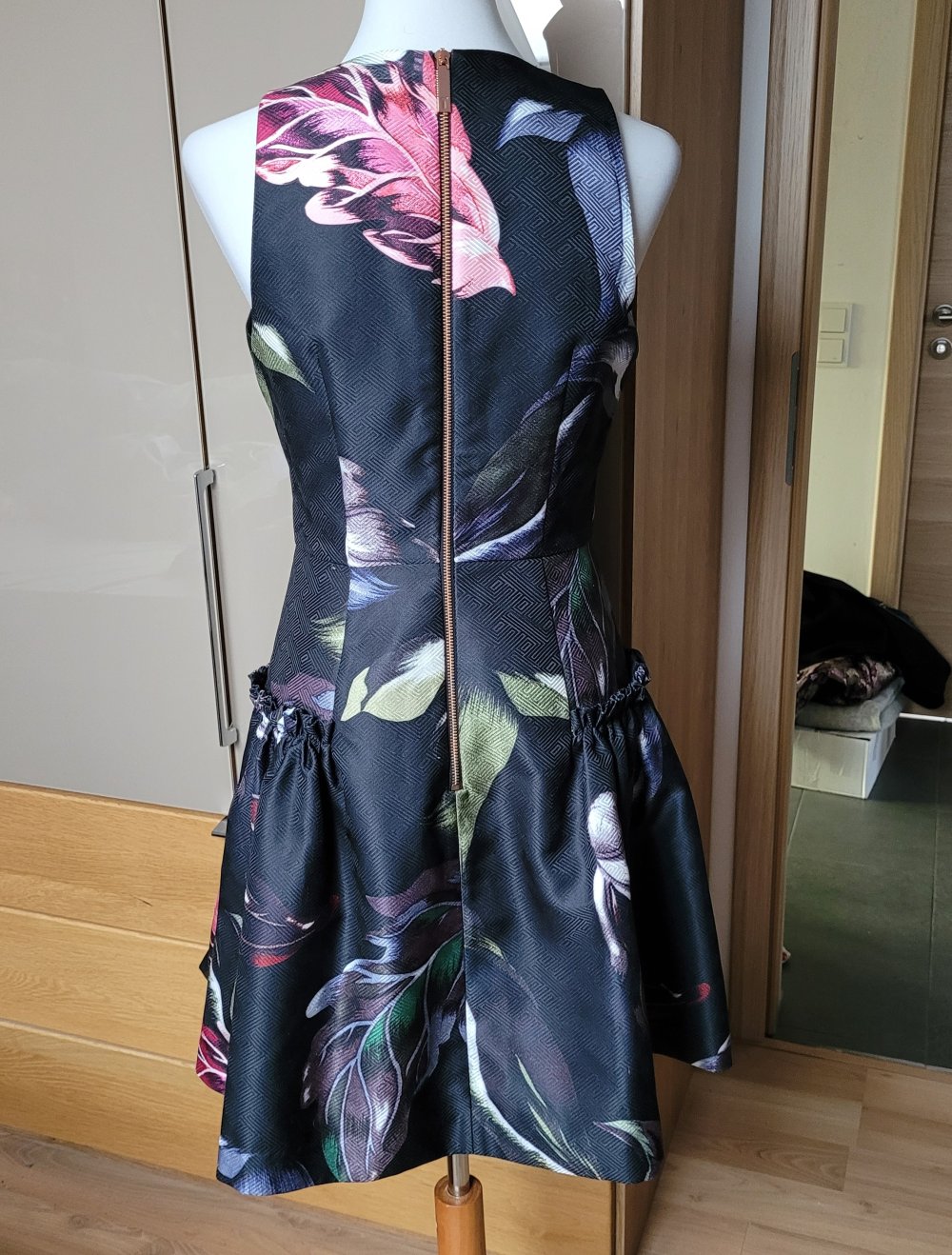 ted baker kleid m größe 2 blumenmuster