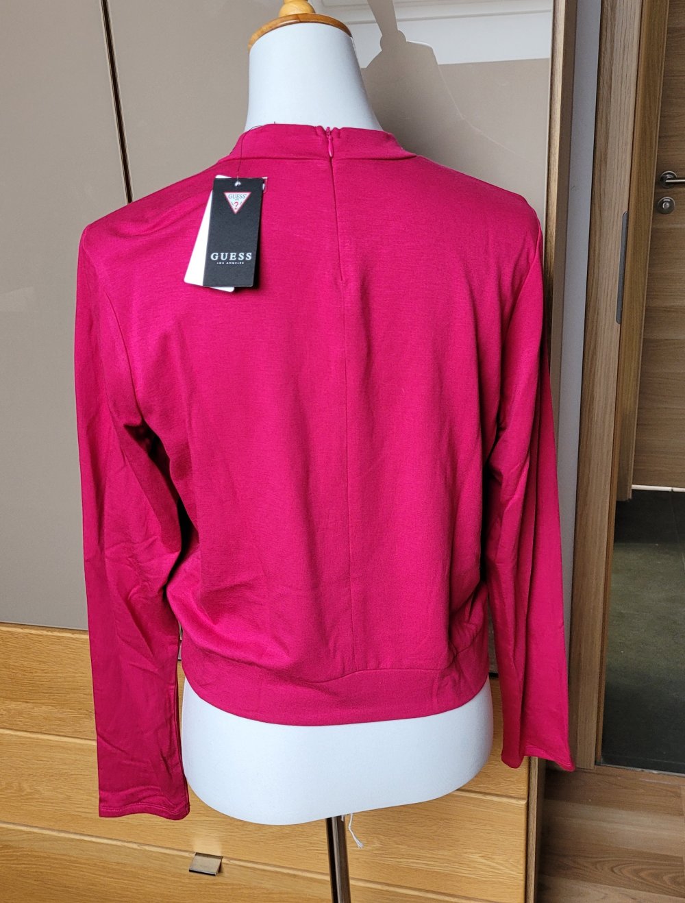 Guess basic pulli L neu!