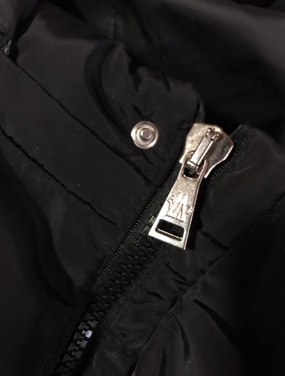 Moncler Jacke Xl