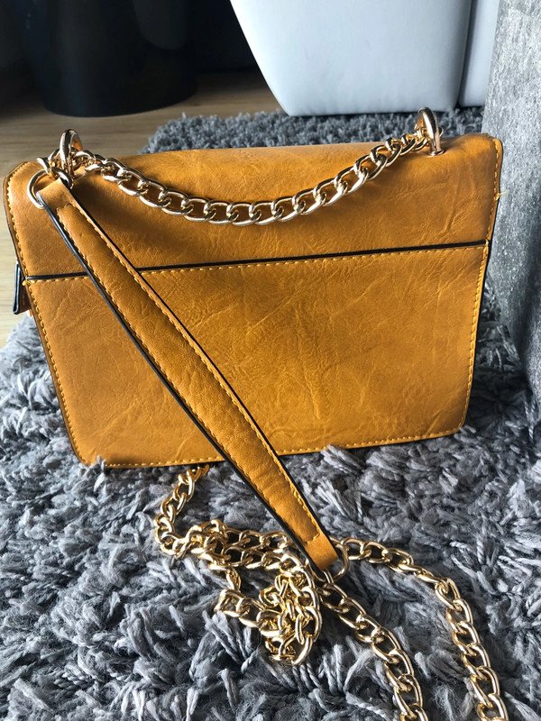Neue gelbe schicke Tasche zum Umhängen / Umhängetasche Schlangenoptik