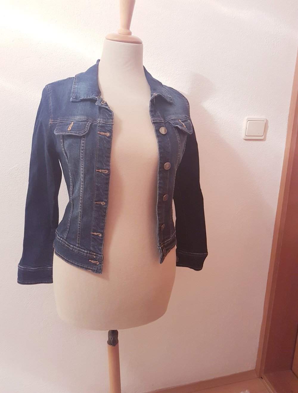 Neue Jeans jacke dunkelblau