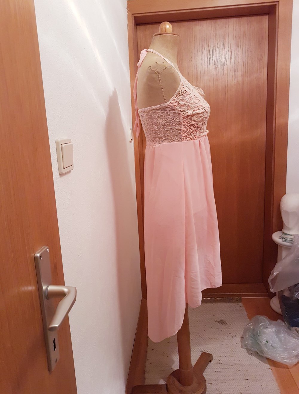 neues rosa vokuhila kleid vorne kurz hinten lang