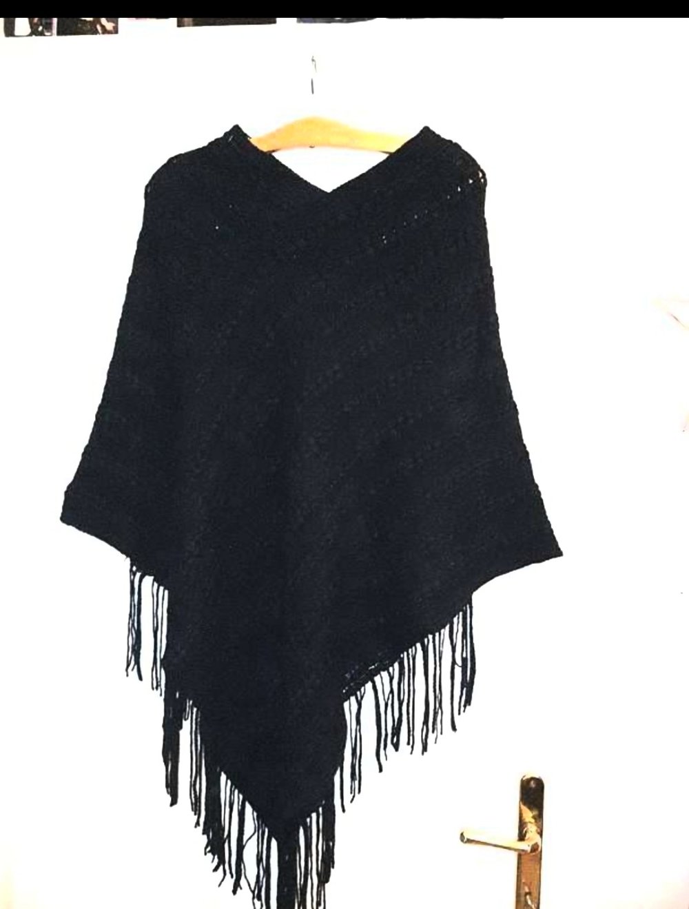 poncho schwarzer zopfmuster