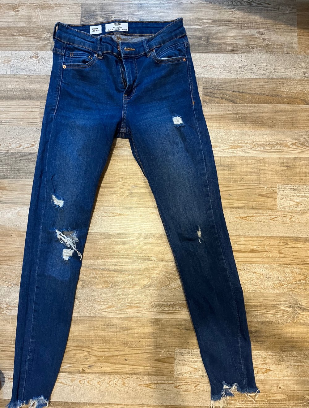 jeans
