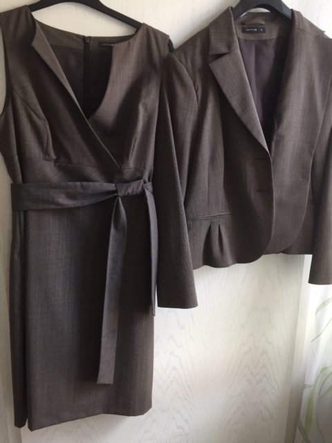 Etuiklein von Comma, mit Blazer 