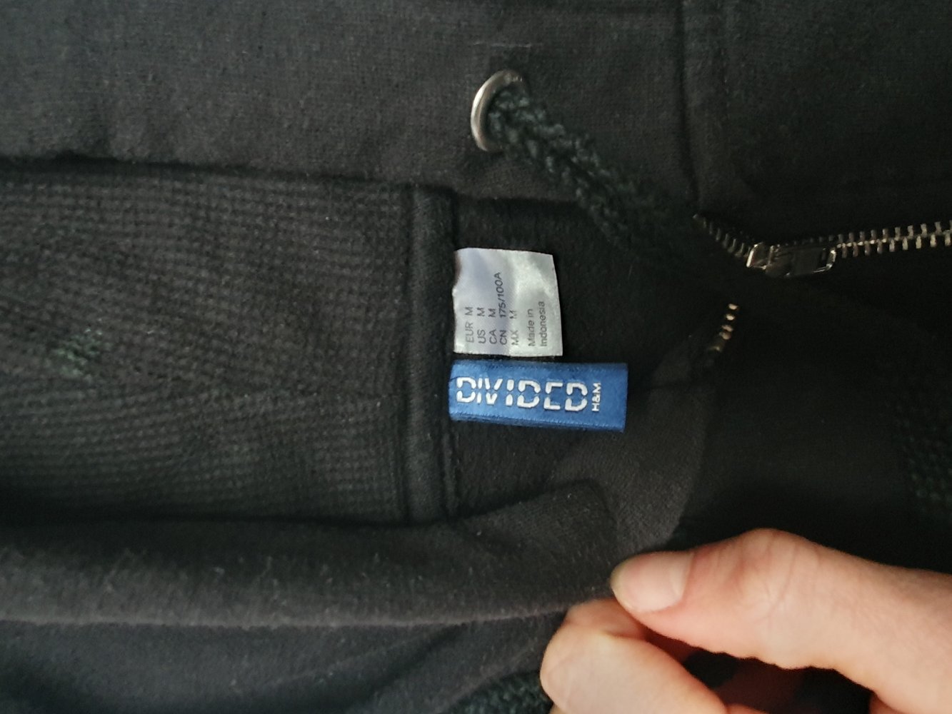 Jacke Sweatjacke Kapuze von H&M in schwarz Größe M