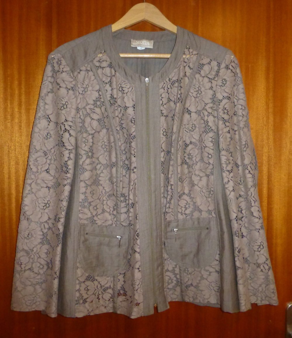 leichte Blusenjacke Gr. 46