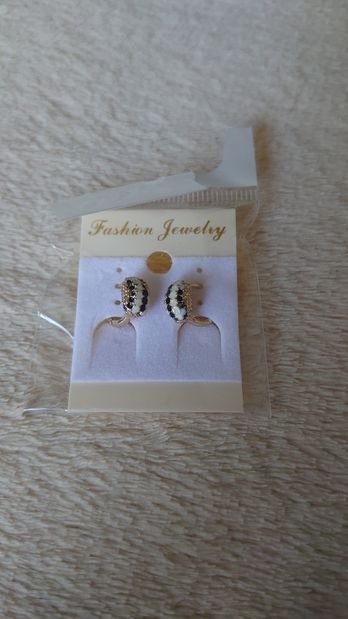 Ohrringe Ohrstecker Fashion Jewelry gold weiß schwarz