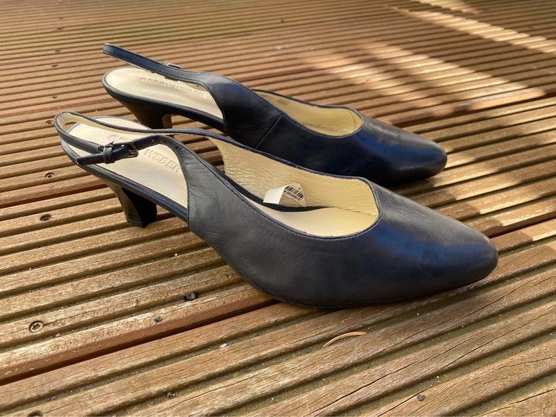 Schuhe Absatzschuhe Pumps Gerry Weber Leder Größe 41 Blau Neu
