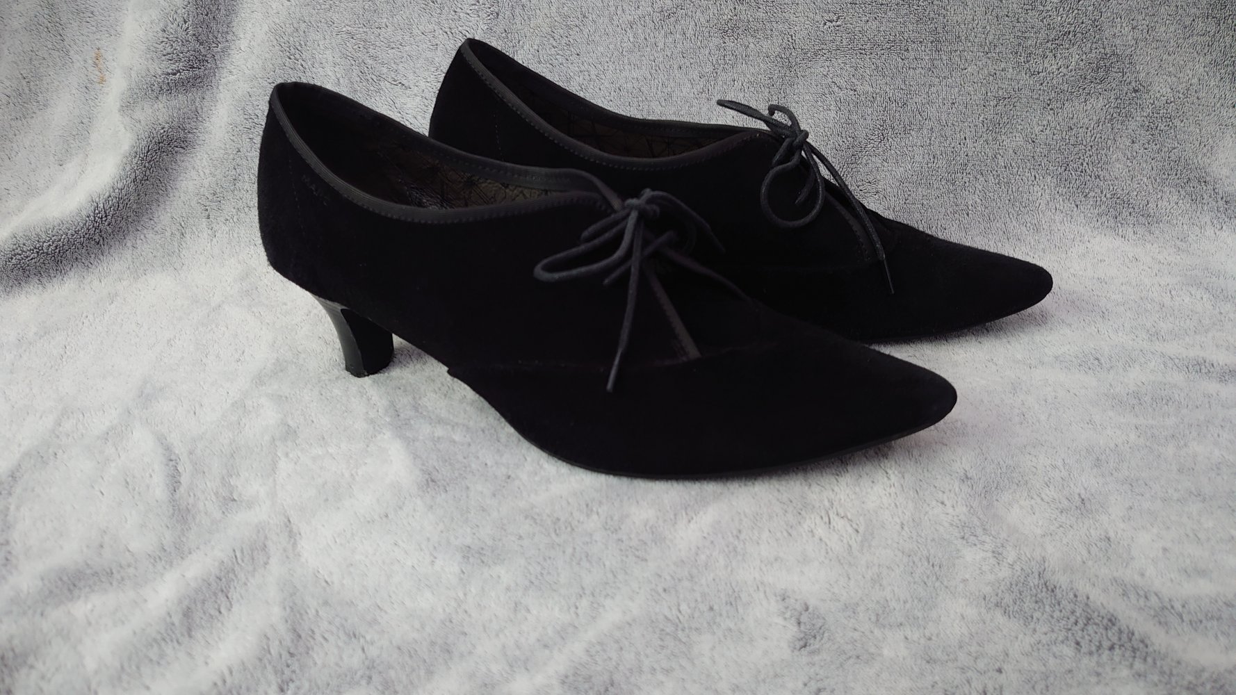 Schuhe Absatzschuhe Leder Wildleder Marc Art of Walking schwarz Größe 8 (41) 