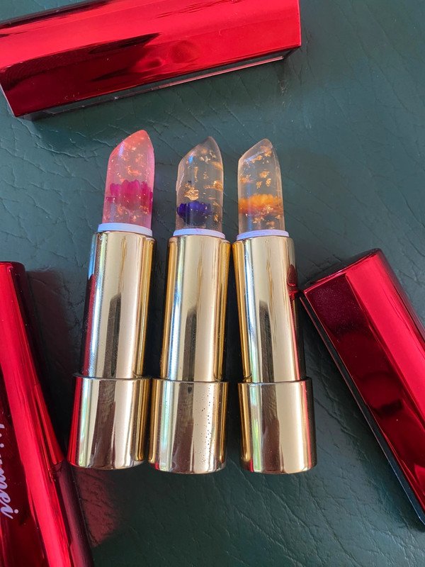Pflegelippenstift von Kailijumei nach den auftragen verändern sie die Farbe mit Goldpartikel