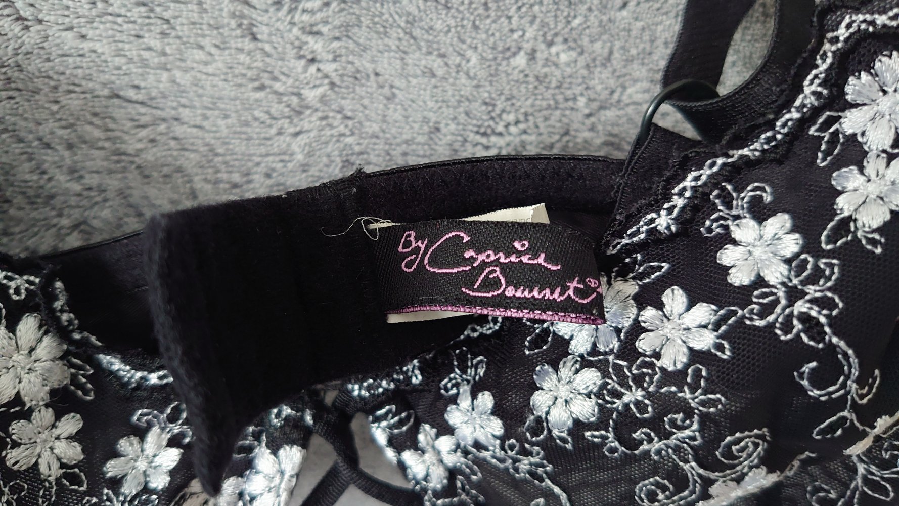 BH  Spitze Blümchen  schwarz  weiß 80C Caprice Bourret