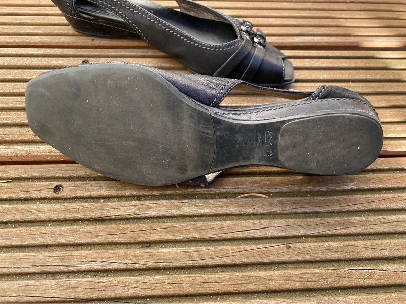 Schuhe Sandalen Sommer Frühling Tamaris Größe 41 Schwarz Leder 