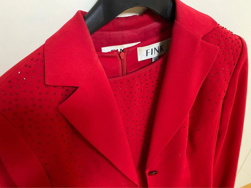 Kostüm Kleid und Blazer mit Perlen bestickt Marke FINK Größe 40