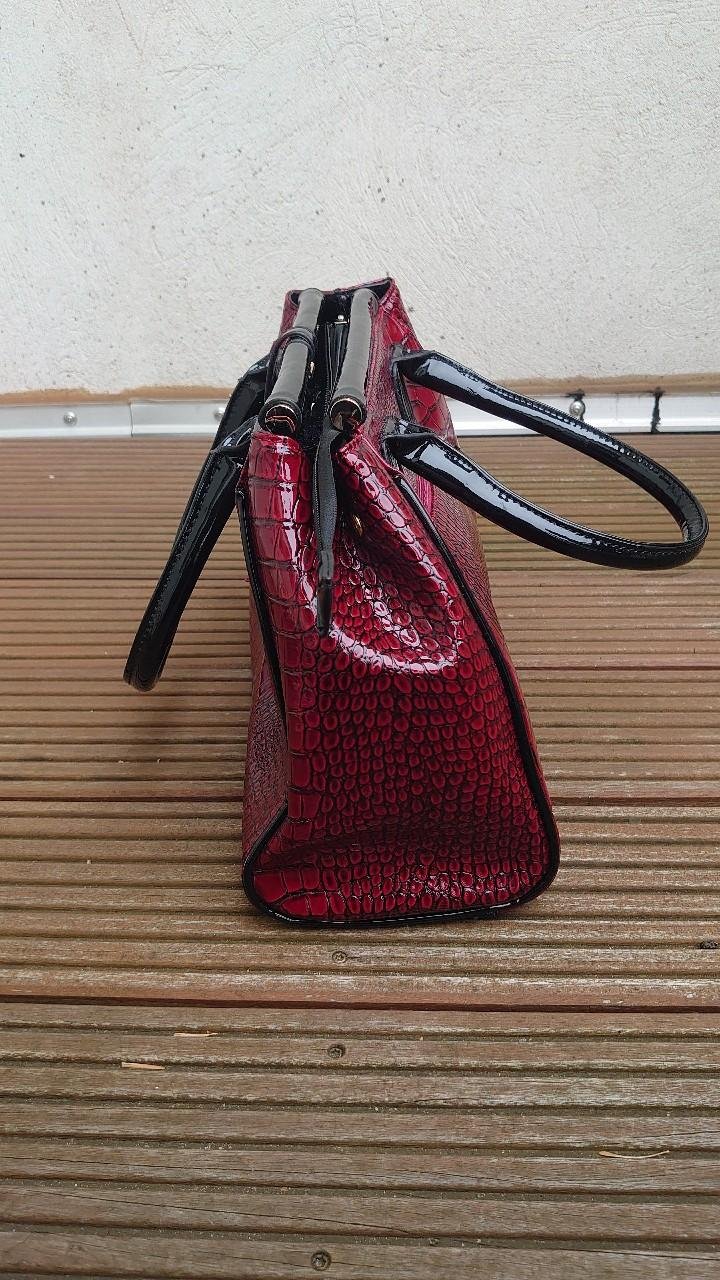 Tasche Handtasche Jenny Fairy rot schwarz Lack Krokko Schlangen Muster Art 