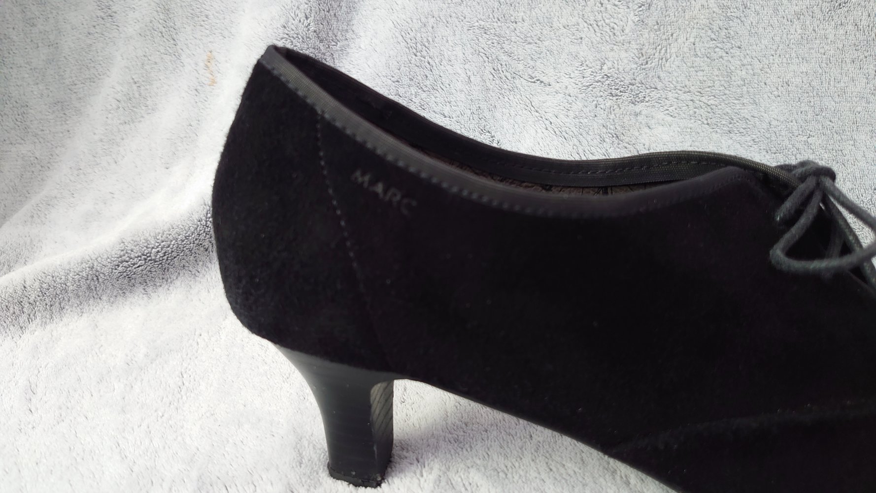Schuhe Absatzschuhe Leder Wildleder Marc Art of Walking schwarz Größe 8 (41) 
