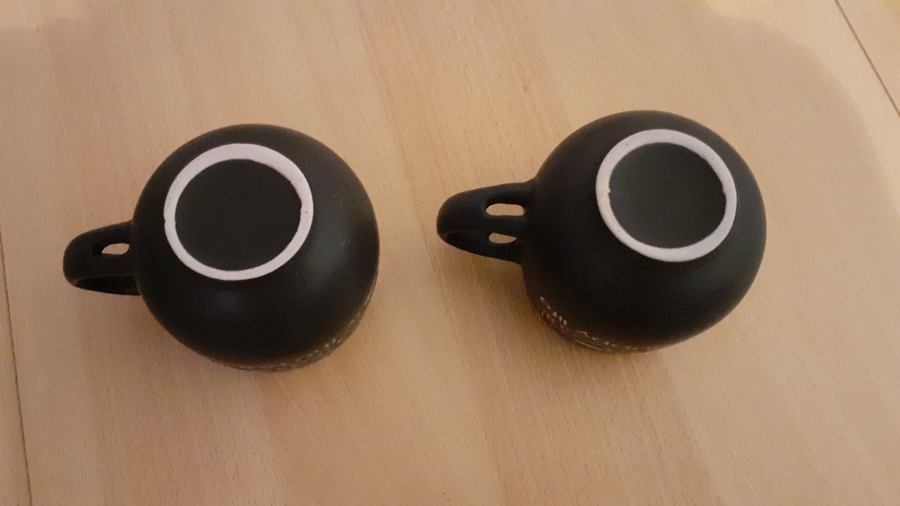 2 Tassen