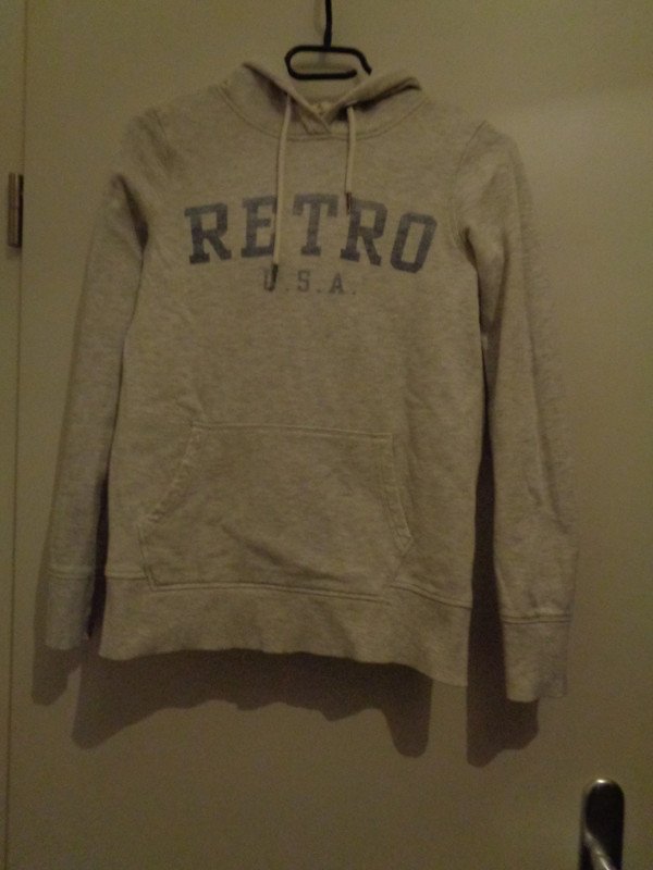 Kapuzenpullover Gr. 34