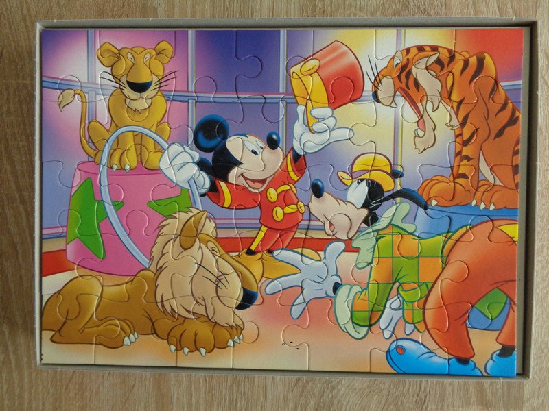 King Puzzle Mickey Mouse