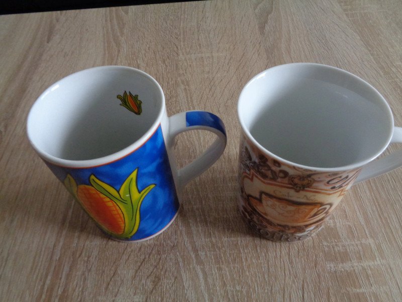 2 Tassen 