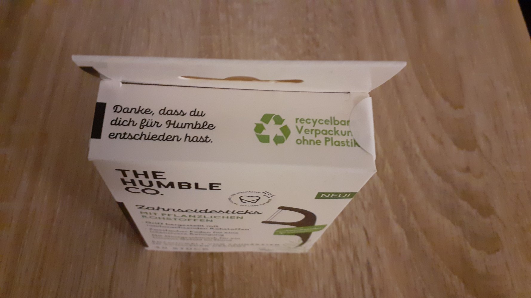 Zahnseidesticks Neu