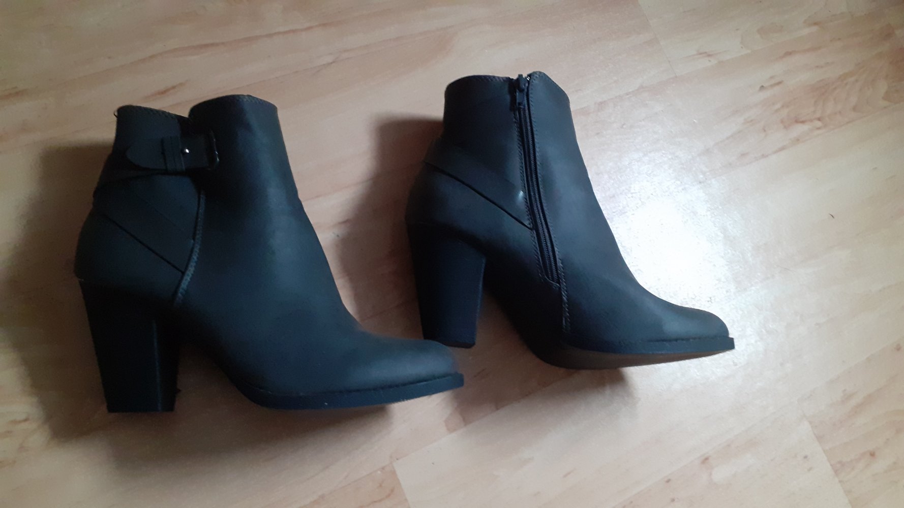Stiefetten Gr. 39